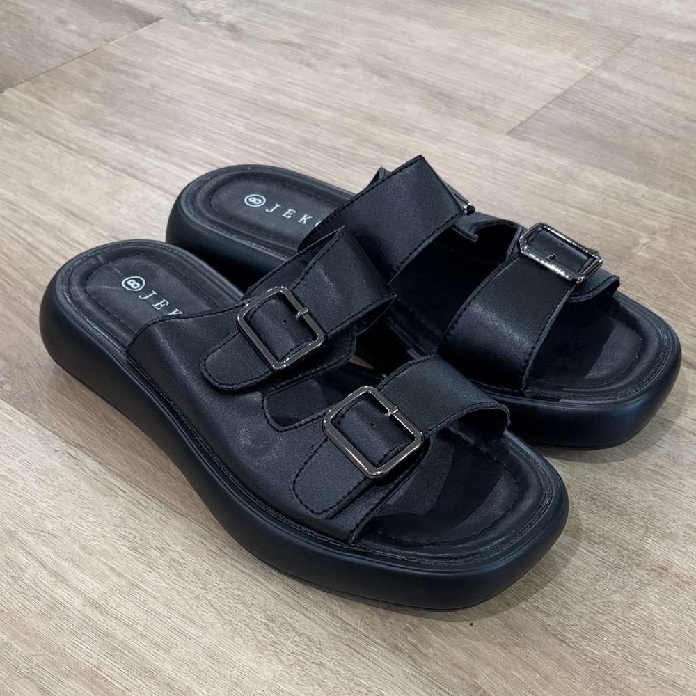 NEW Women’s JEKO Platform Double Buckle Sandals